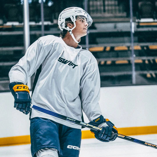 Hockey Player with Swift Spectre